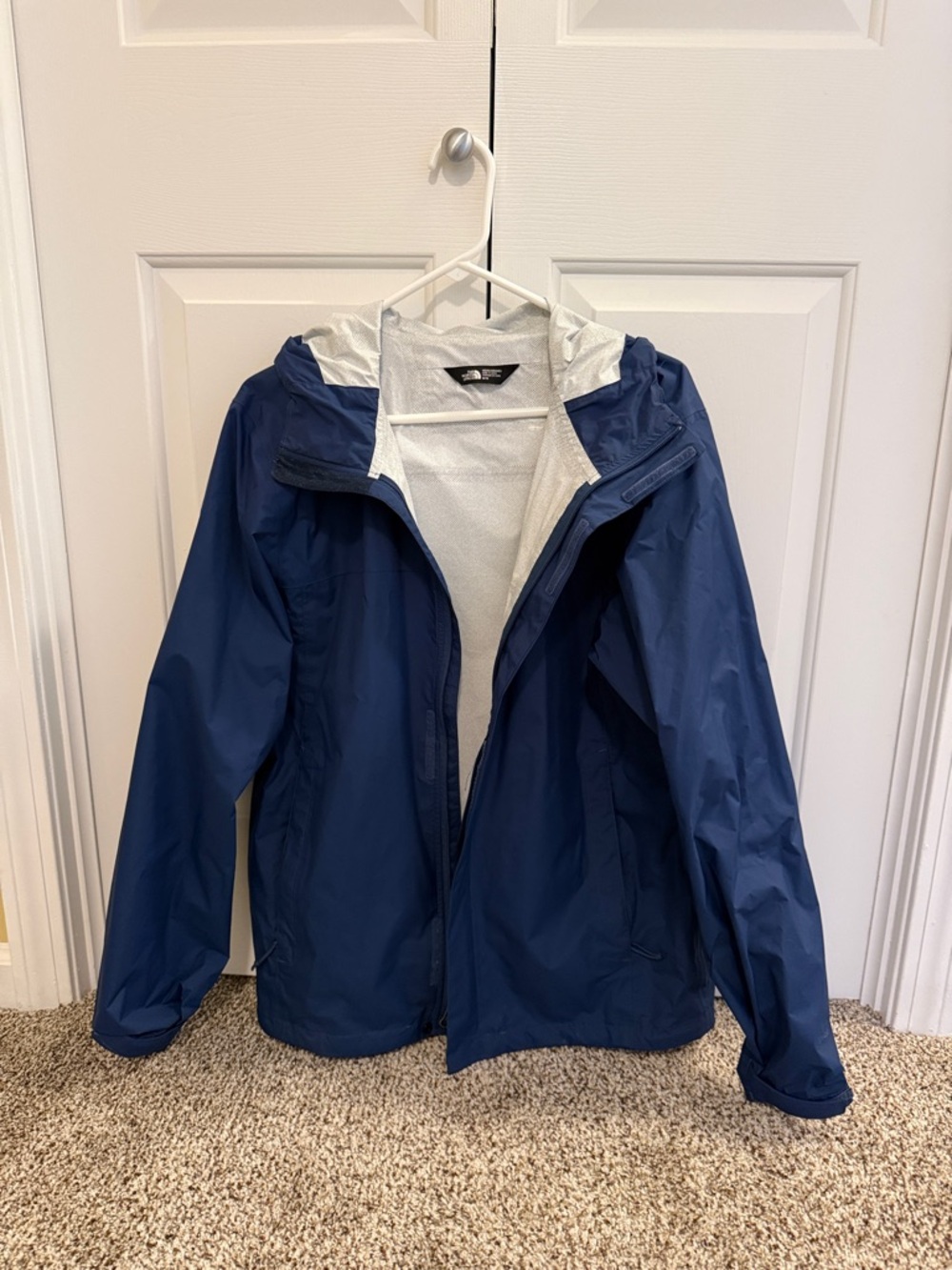 North Face Men’s Venture 2 Hooded Rain Jacket